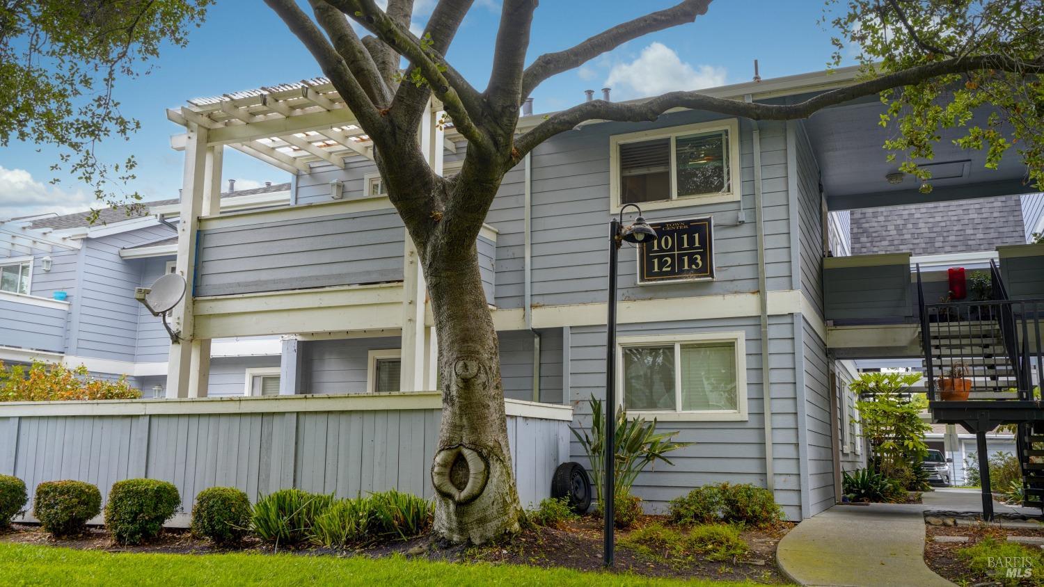 Photo of 225 Burt St #12 in Santa Rosa, CA