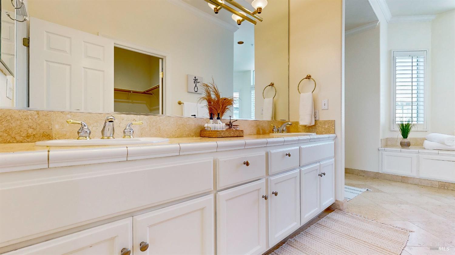 Detail Gallery Image 22 of 59 For 89 Gable Ct, San Rafael,  CA 94903 - 3 Beds | 2/1 Baths