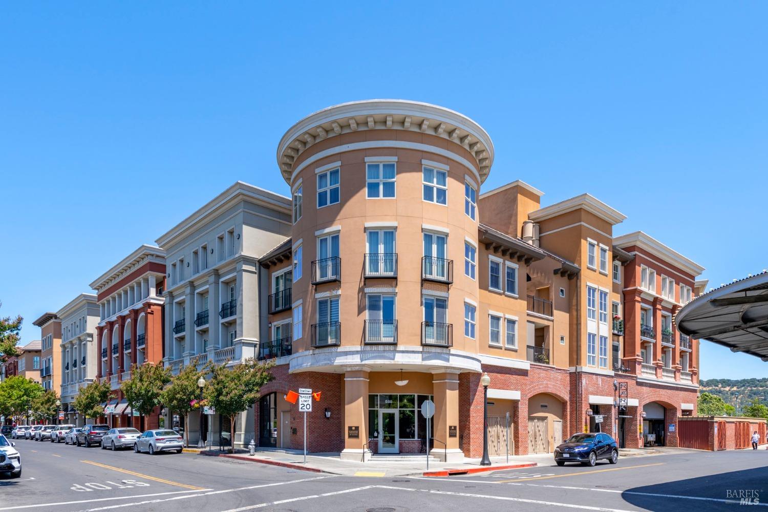 Photo of 588 Main St #319 in Napa, CA