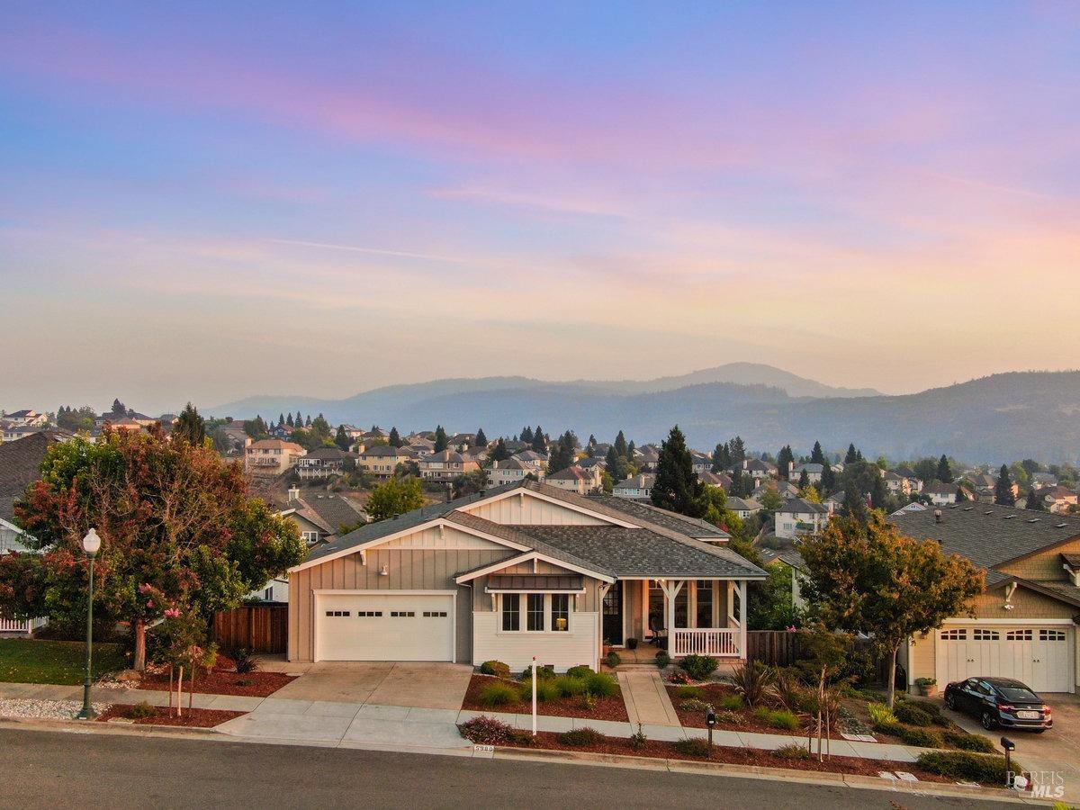 Photo of 5980 Vista Rdg in Santa Rosa, CA