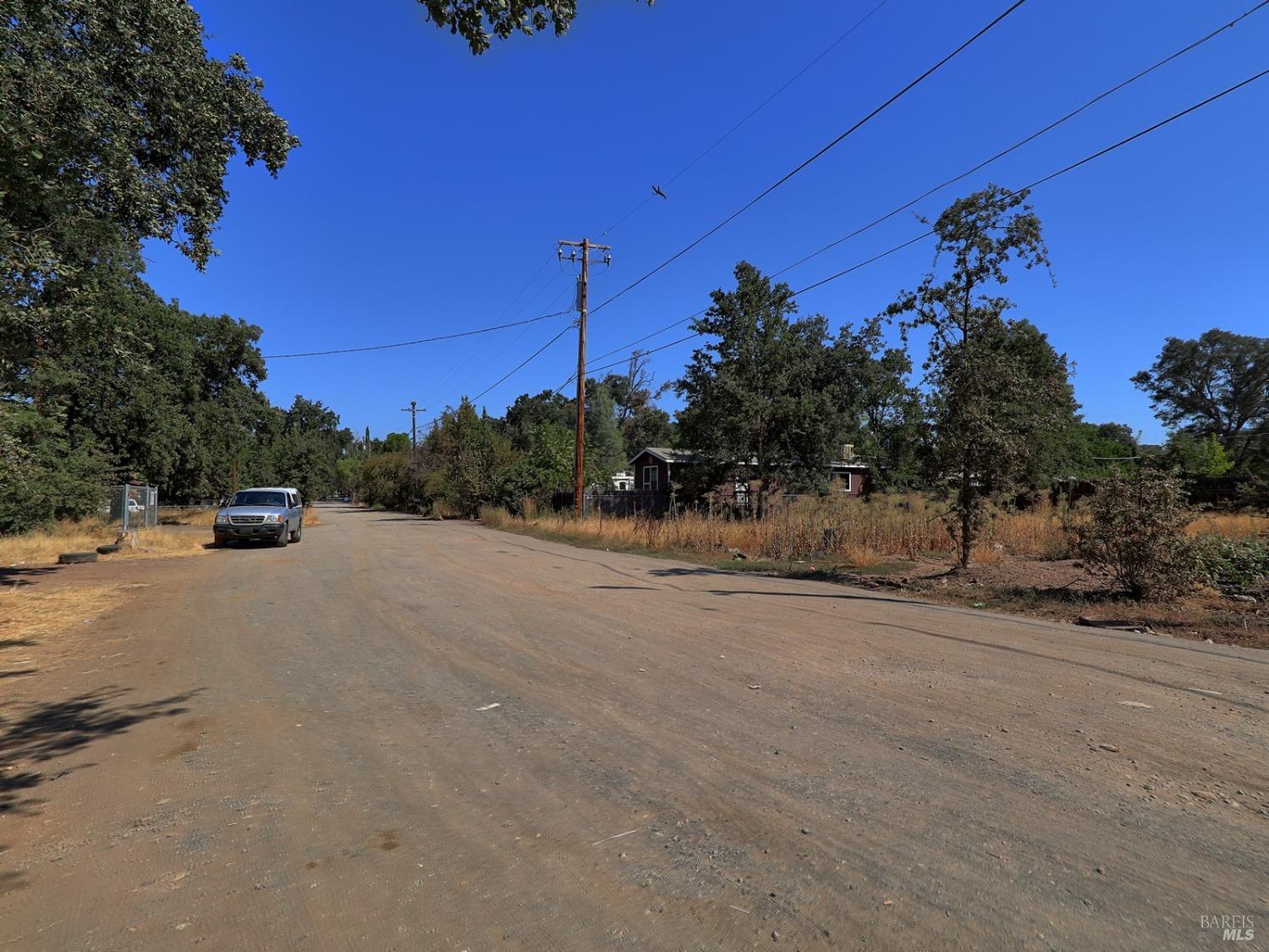 Manchester Avenue, Clearlake, California image 2