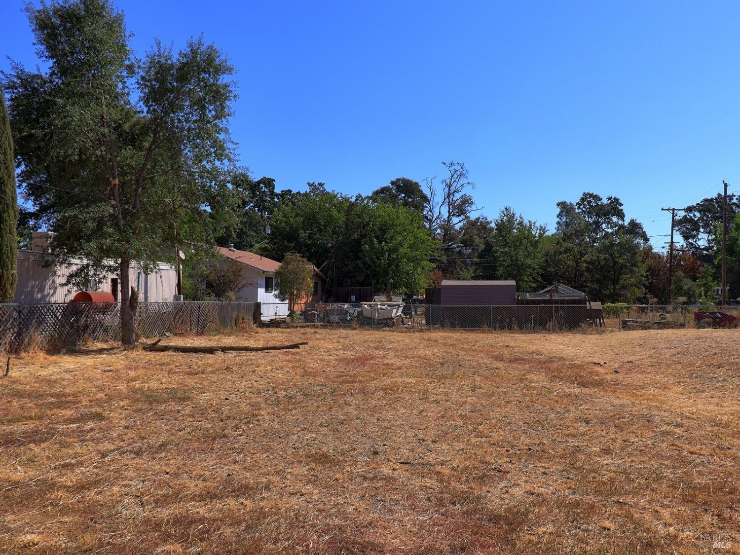 Schultz Avenue, Clearlake, California image 9