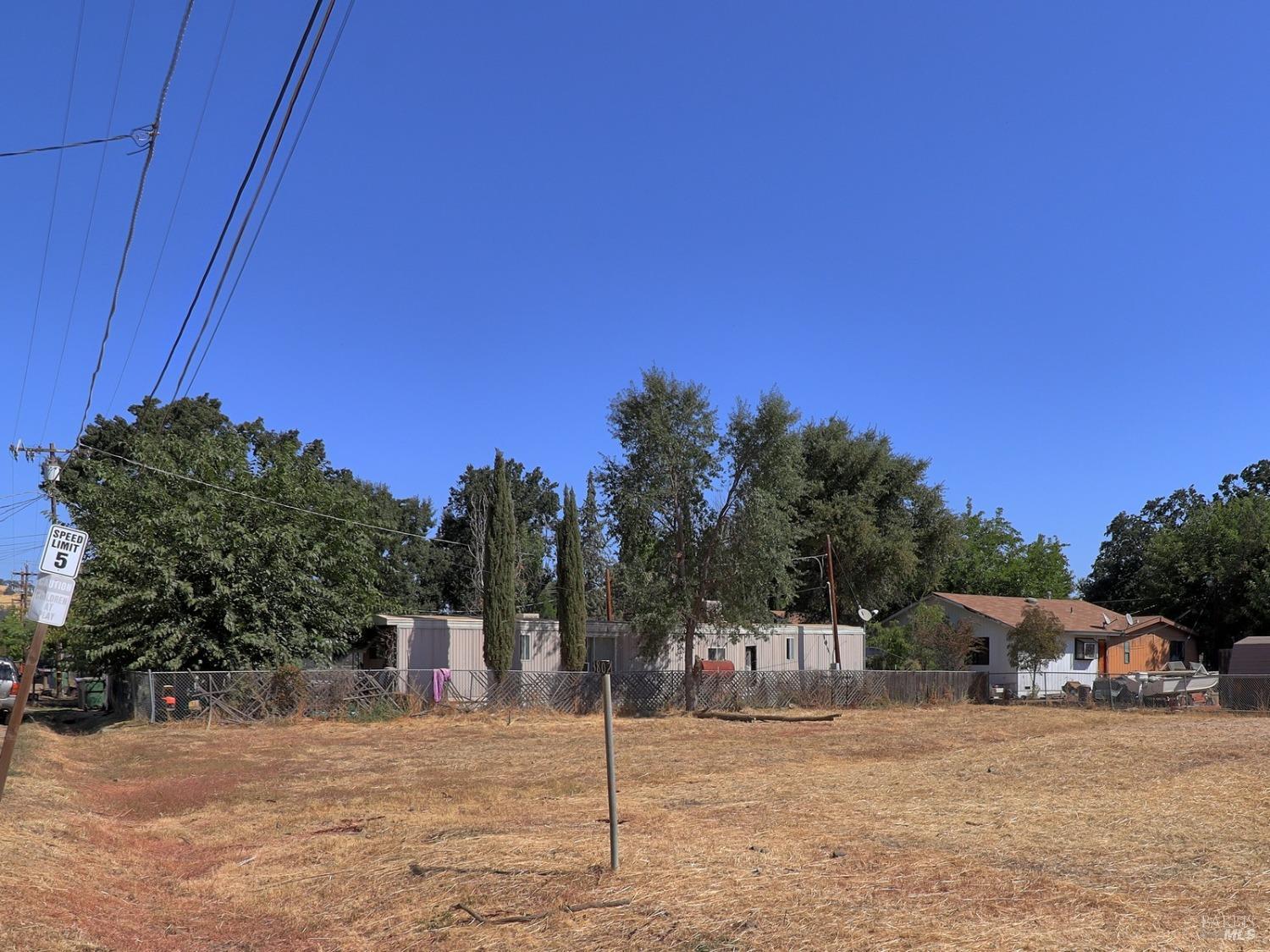 Schultz Avenue, Clearlake, California image 10