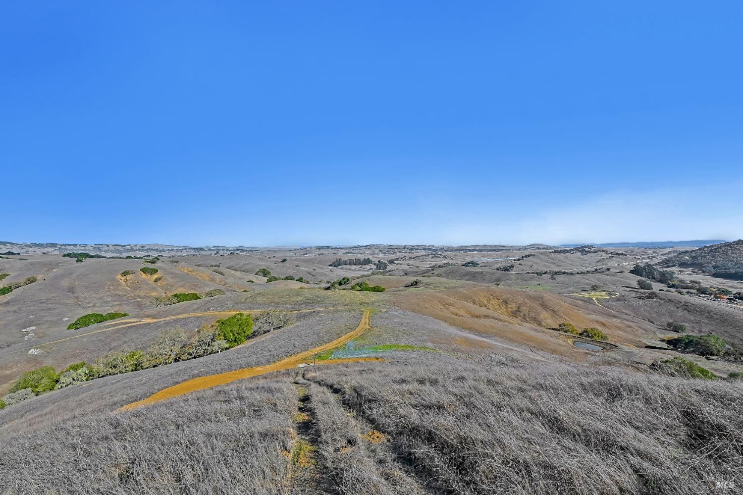 Photo of 4887 I St in Petaluma, CA