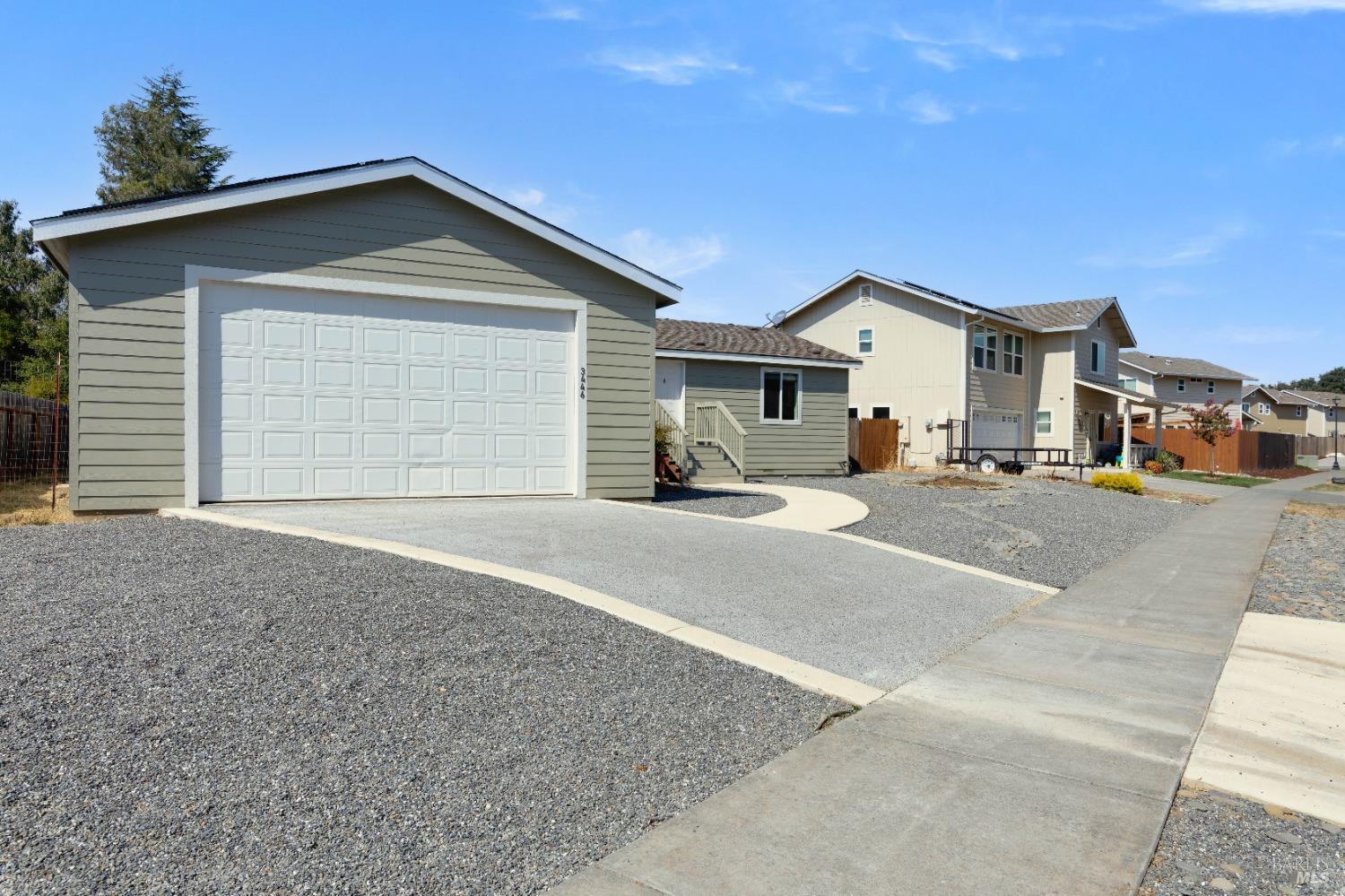 Photo of 3446 Sol Ln in Ukiah, CA