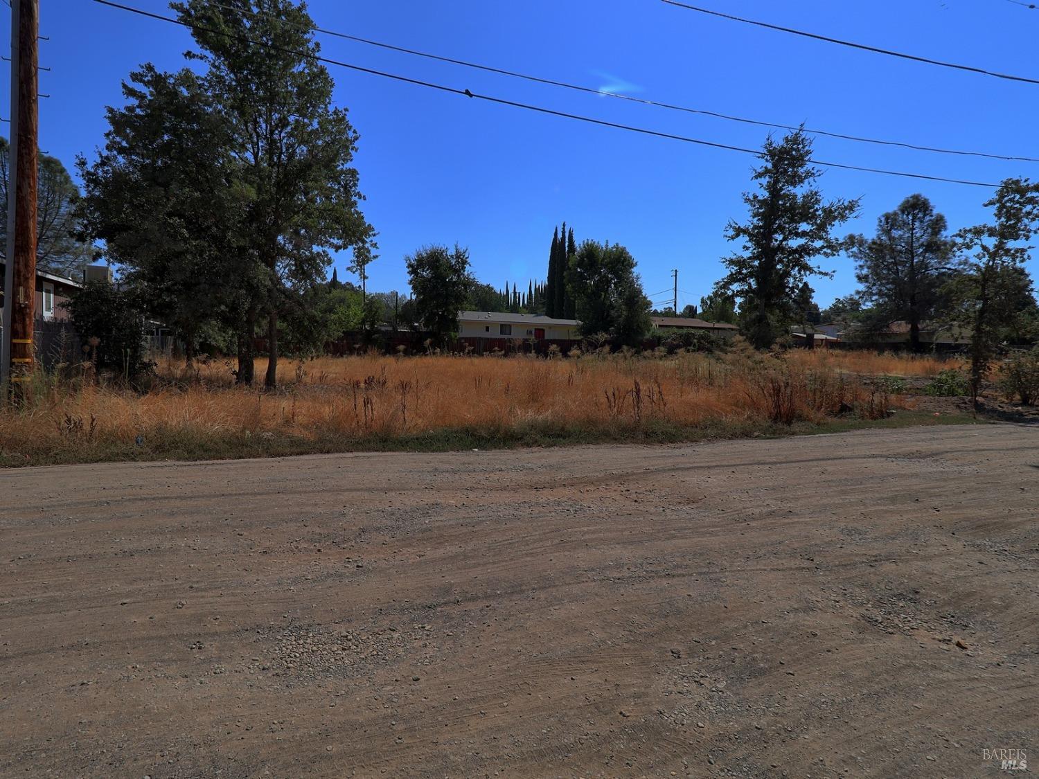 Manchester Avenue, Clearlake, California image 8
