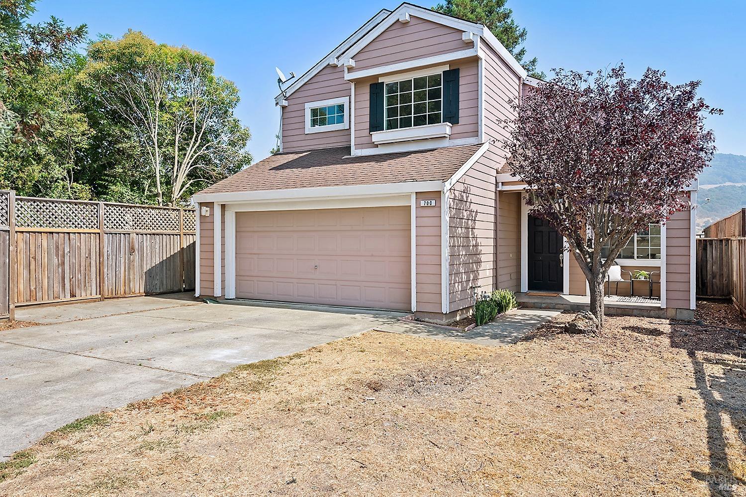 Photo of 700 Potomac Ave in Santa Rosa, CA