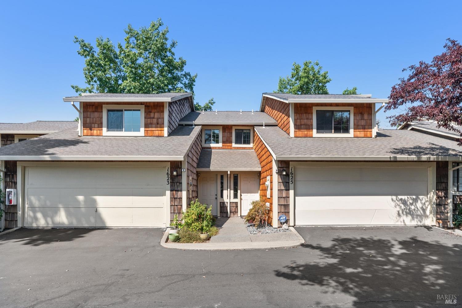 Photo of 1625 Poppy Ct in Petaluma, CA