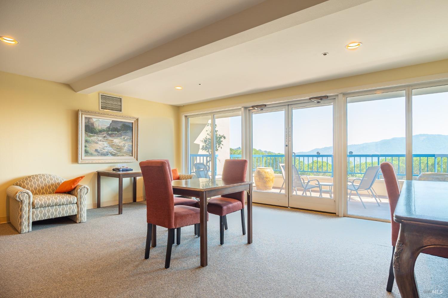Detail Gallery Image 20 of 55 For 100 Thorndale Dr #332,  San Rafael,  CA 94903 - 2 Beds | 2 Baths