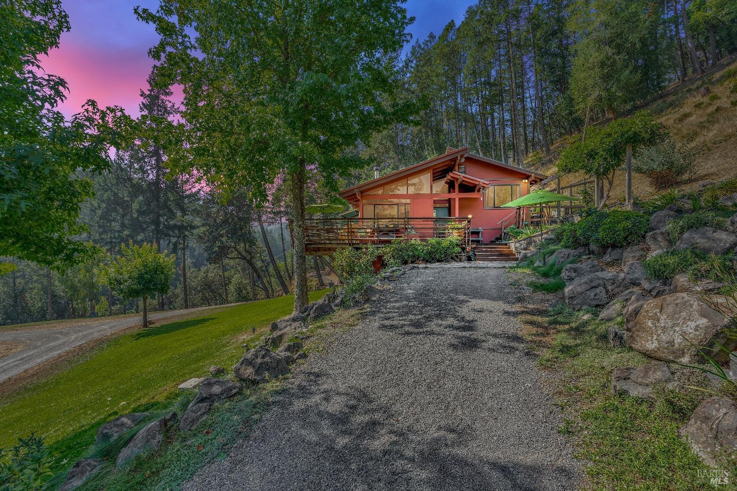 Photo of 625 Tzabaco Creek Rd in Geyserville, CA