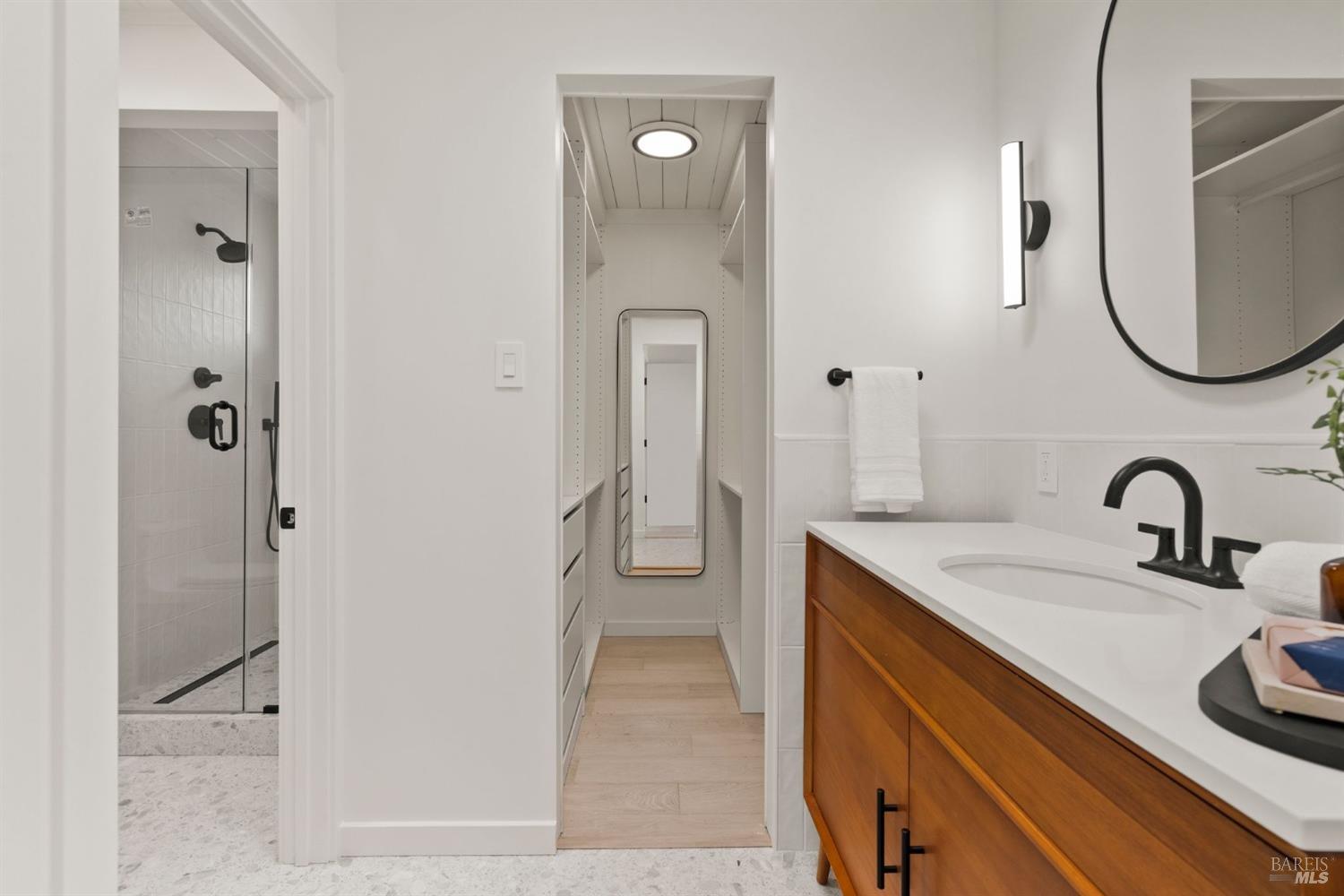Detail Gallery Image 29 of 59 For 9 Cermenho Ct, San Rafael,  CA 94903 - 4 Beds | 2 Baths