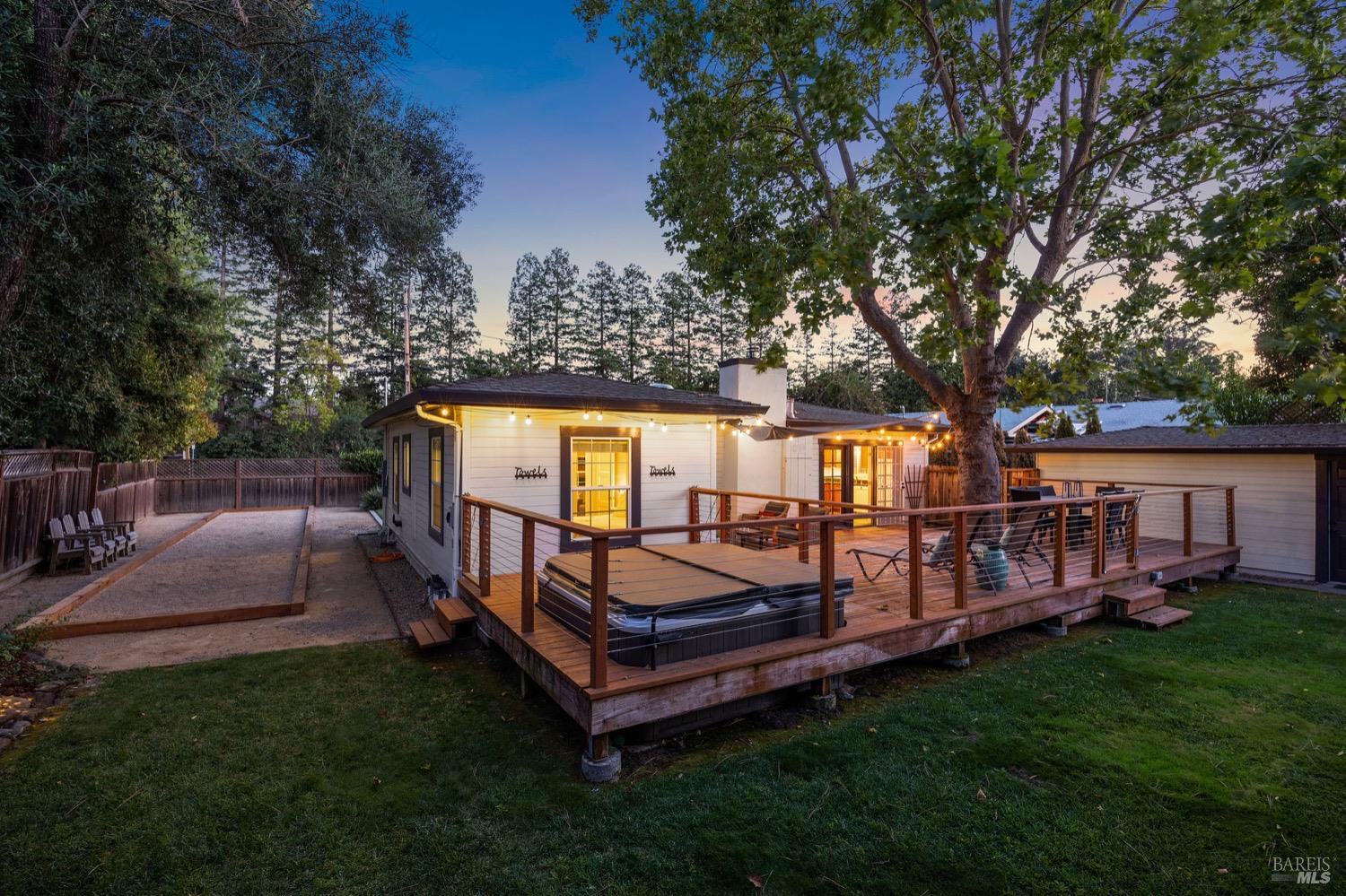 Photo of 855 Boyes Blvd in Sonoma, CA