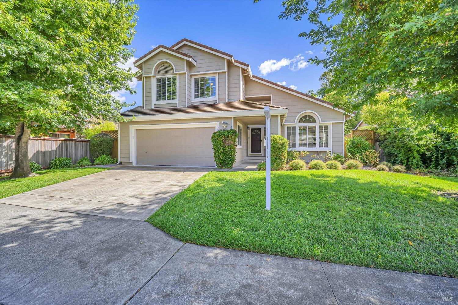 Photo of 8626 Sassafras St in Windsor, CA