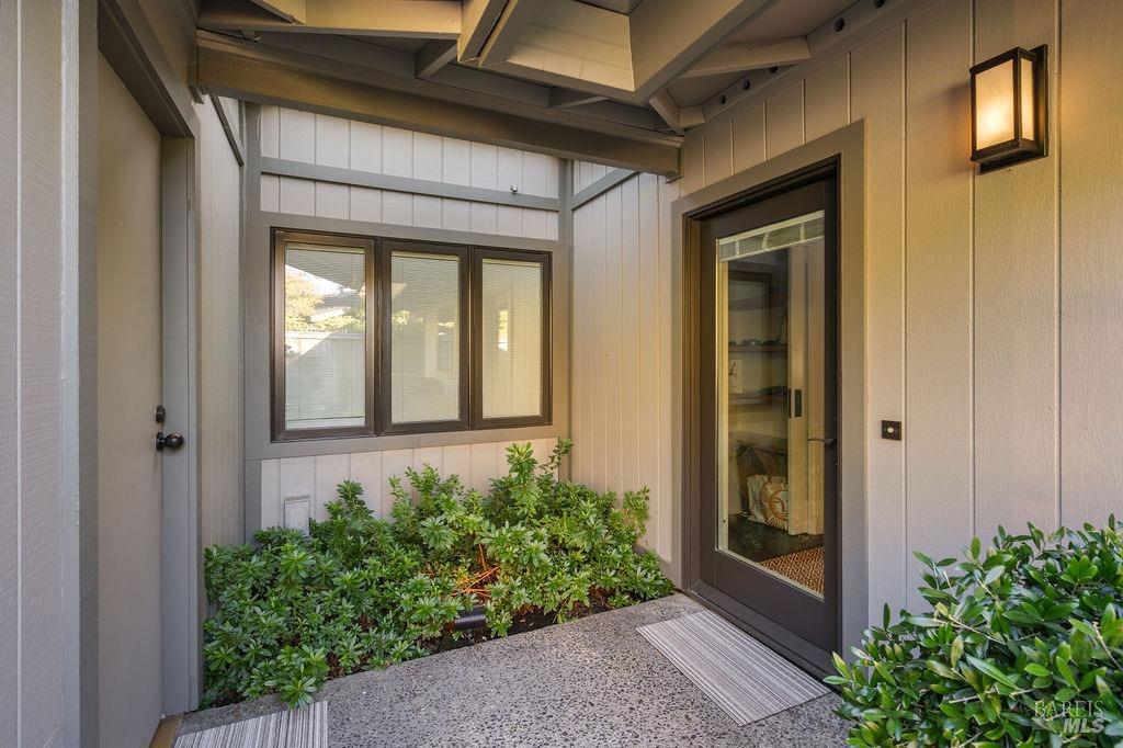 Detail Gallery Image 8 of 40 For 6948 Yount St, Yountville,  CA 94599 - 2 Beds | 2 Baths