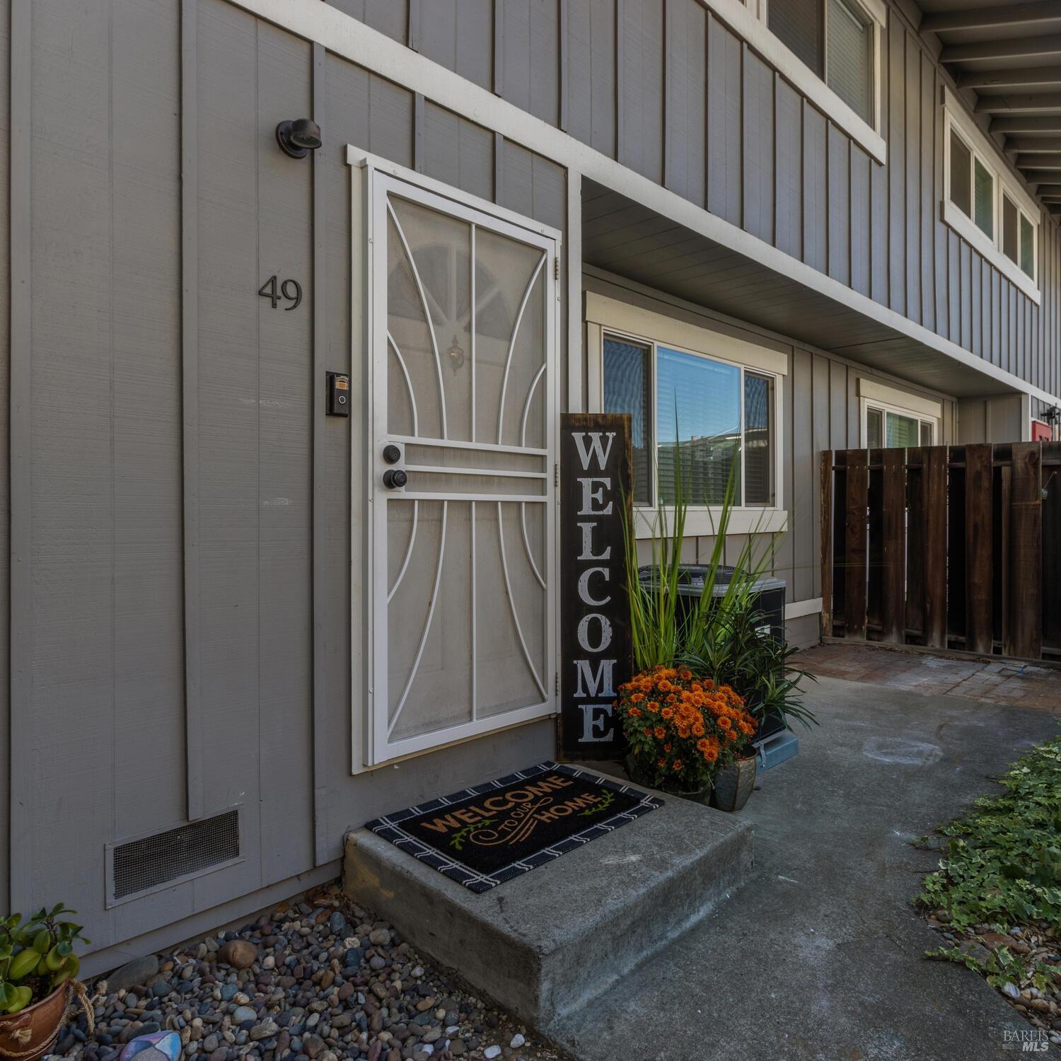 Photo of 125 Sunset Cir #49 in Benicia, CA