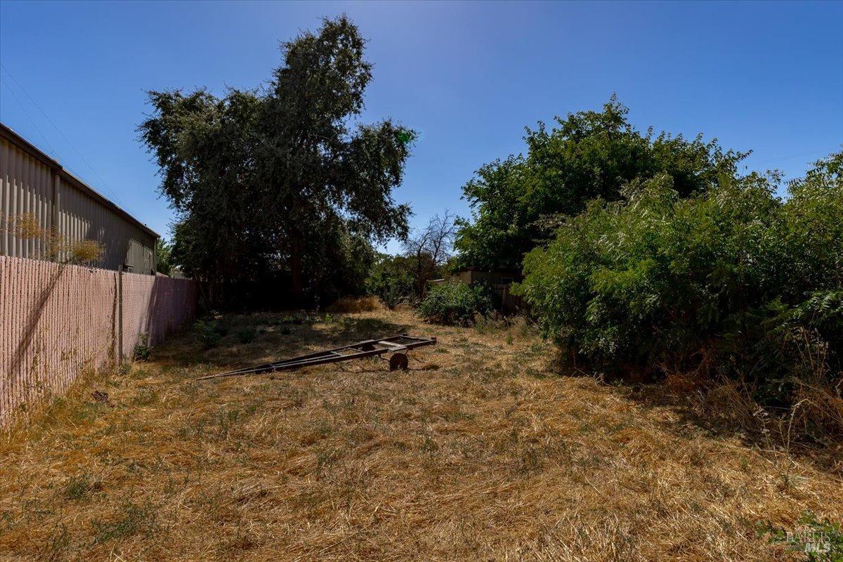 S 3rd Street, Dixon, California image 34