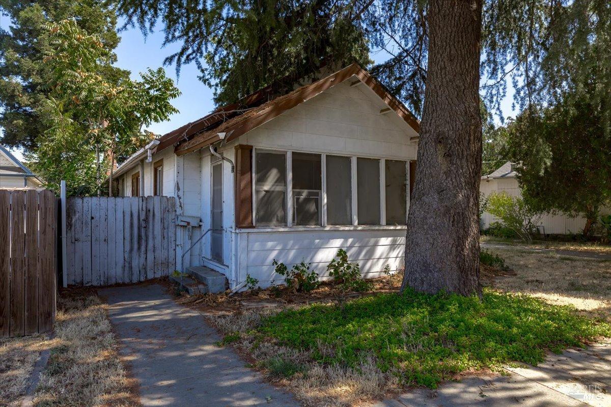 S 3rd Street, Dixon, California image 3