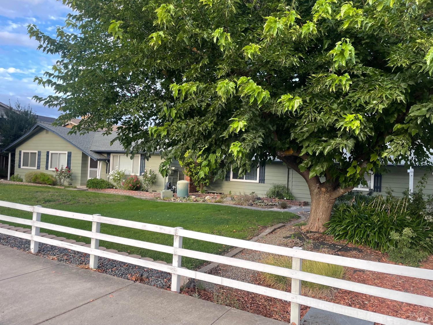 Photo of 2108 Fulton Rd in Santa Rosa, CA