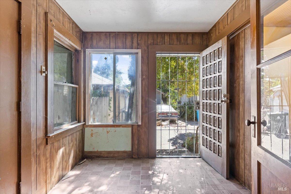 S 3rd Street, Dixon, California image 6