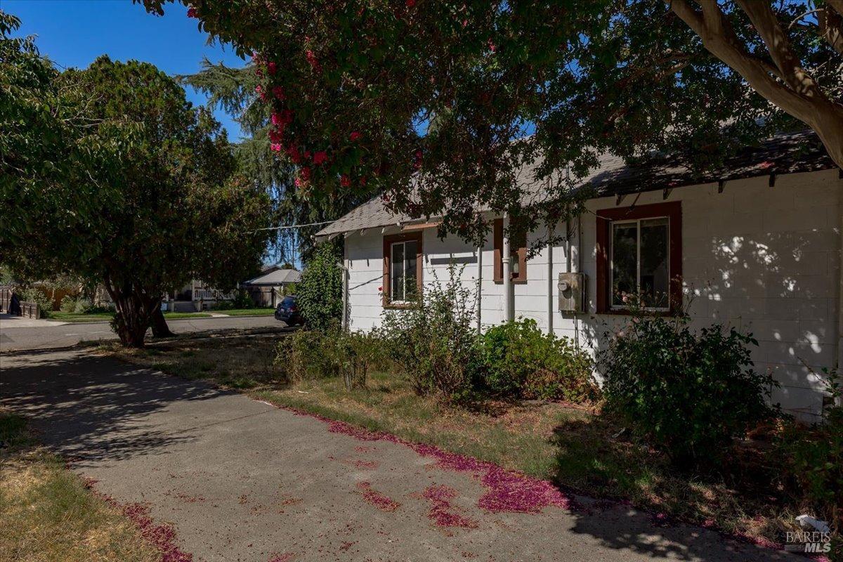 S 3rd Street, Dixon, California image 40
