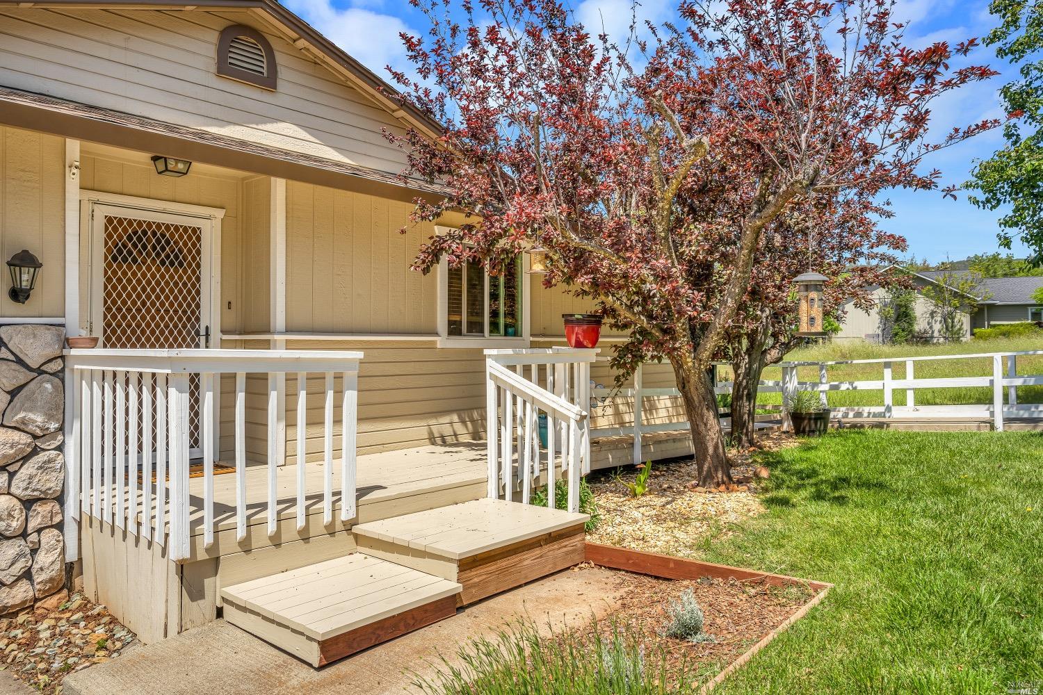 Photo of 19159 Stonegate Rd in Hidden Valley Lake, CA
