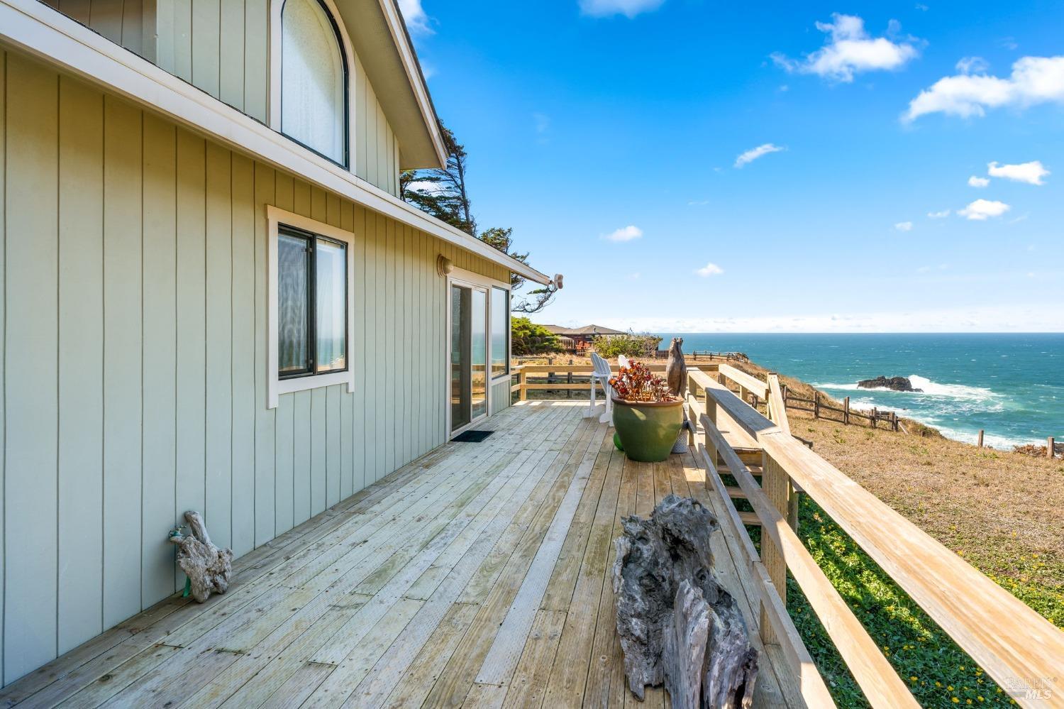 Detail Gallery Image 13 of 38 For 34400 Pacific Reefs Rd, Albion,  CA 95410 - 2 Beds | 2 Baths
