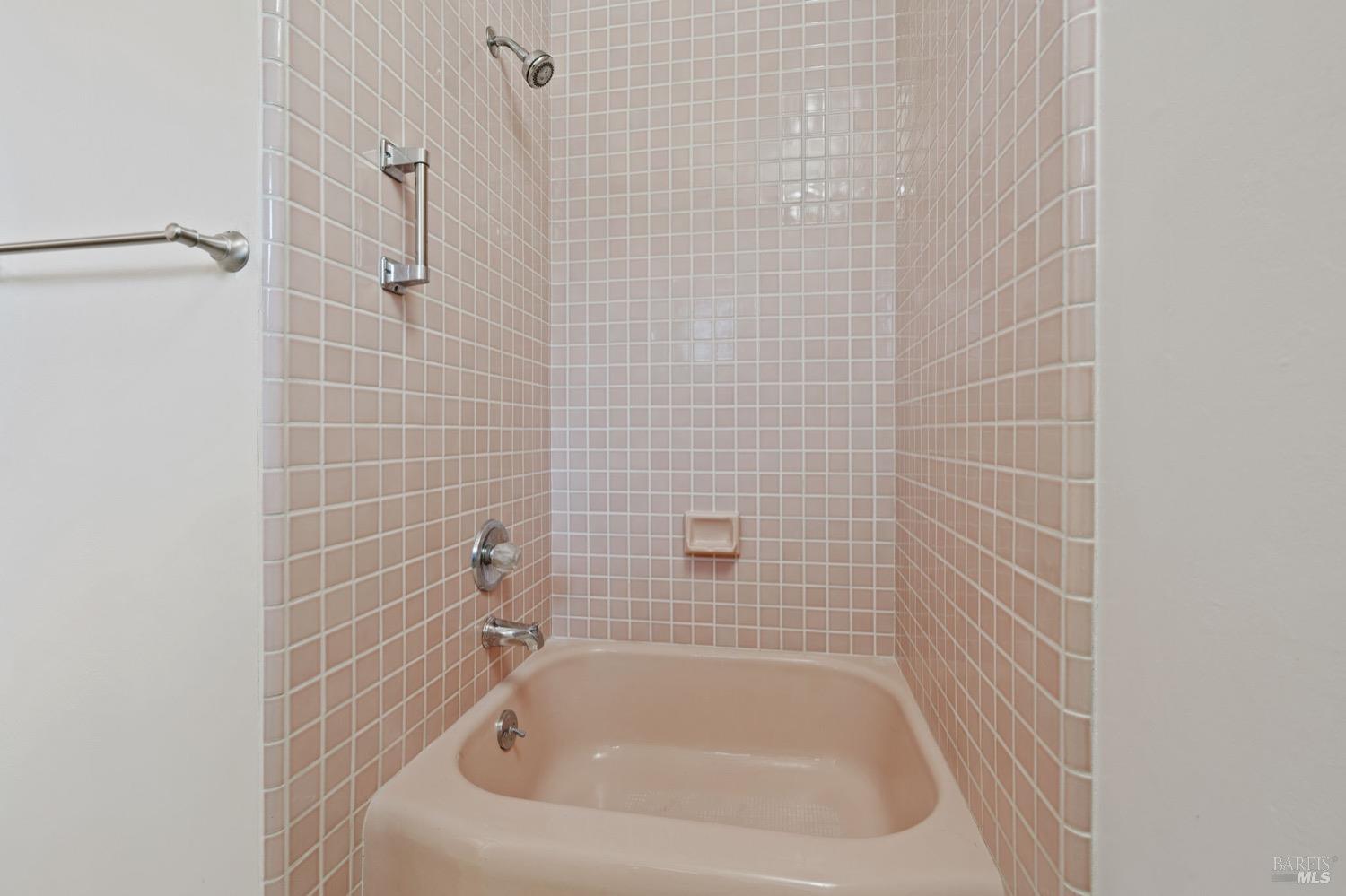 Detail Gallery Image 21 of 28 For 19200 Del Mar Dr, Fort Bragg,  CA 95437 - 2 Beds | 1 Baths