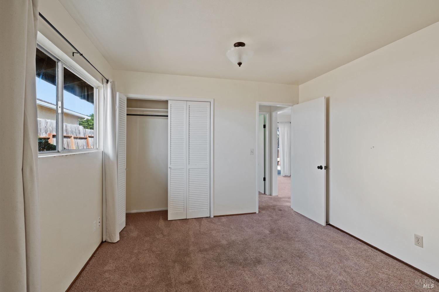 Detail Gallery Image 13 of 28 For 19200 Del Mar Dr, Fort Bragg,  CA 95437 - 2 Beds | 1 Baths