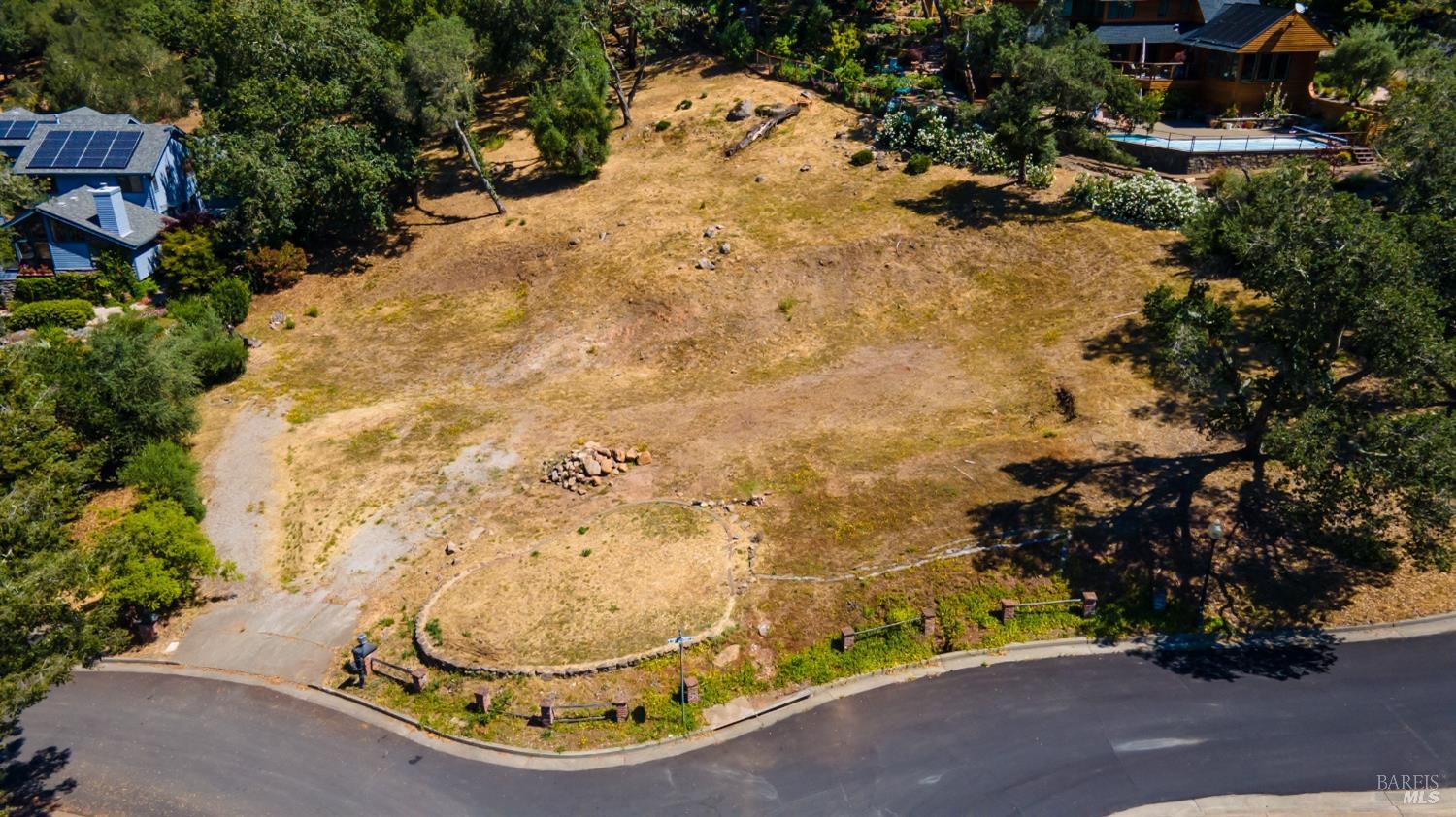 Photo of 3817 Moss Hollow Ct in Santa Rosa, CA