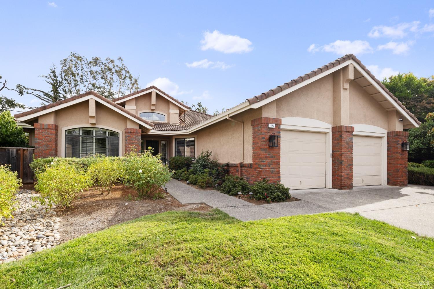 Photo of 426 Troon Dr in Napa, CA