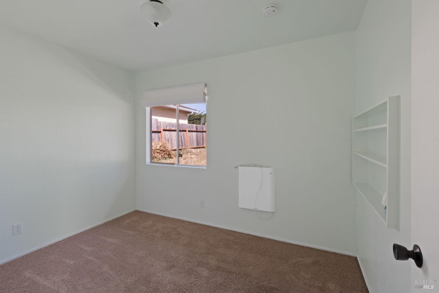 Detail Gallery Image 9 of 28 For 19200 Del Mar Dr, Fort Bragg,  CA 95437 - 2 Beds | 1 Baths