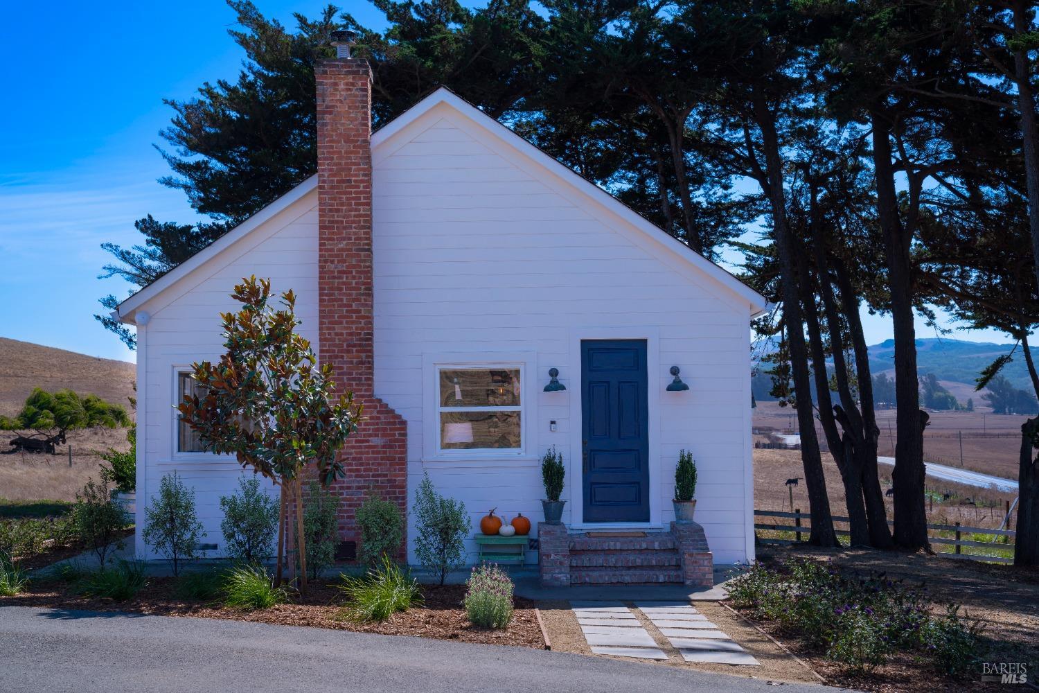 Photo of 3150 Pepper Rd in Petaluma, CA