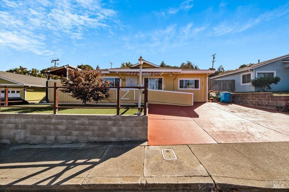Photo of 381 Pueblo Wy in Vallejo, CA