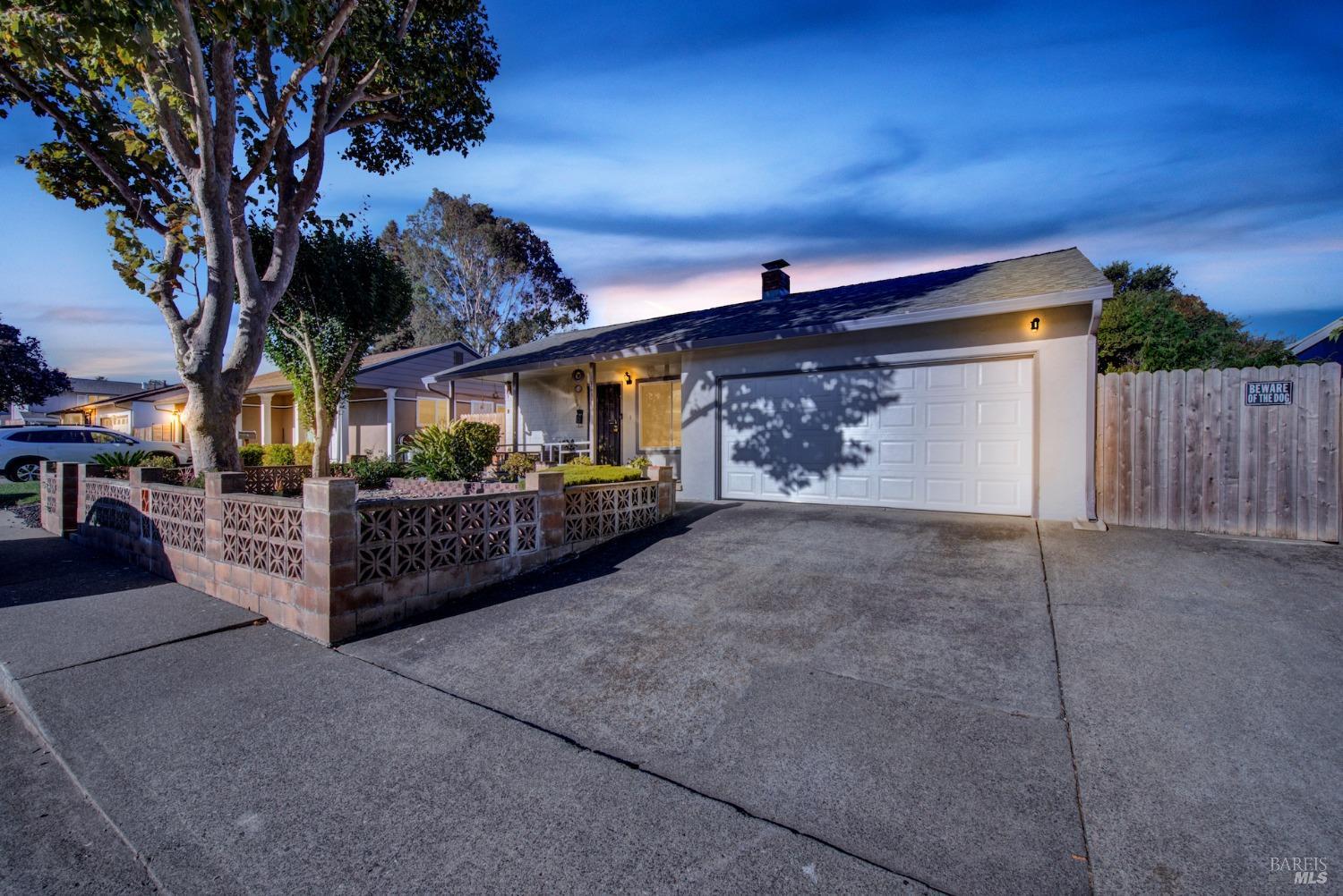 Photo of 3637 Fernwood St in Vallejo, CA