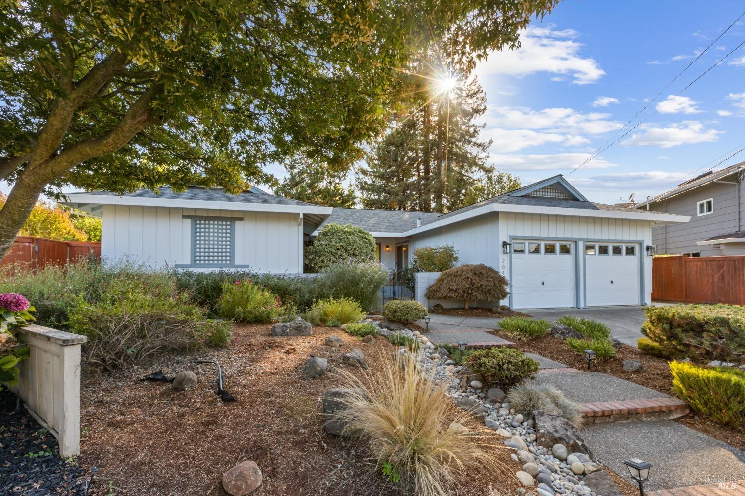 Photo of 2612 Tamarisk Ct in Santa Rosa, CA