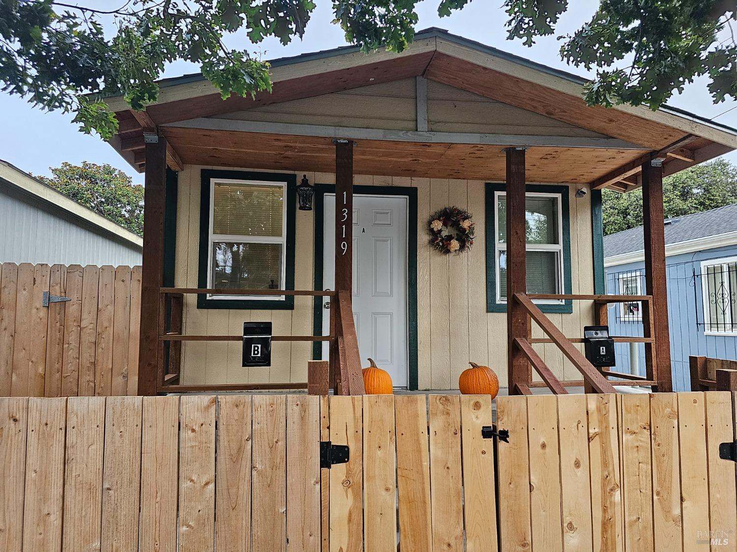 Photo of 1319 Kelsey St in Richmond, CA
