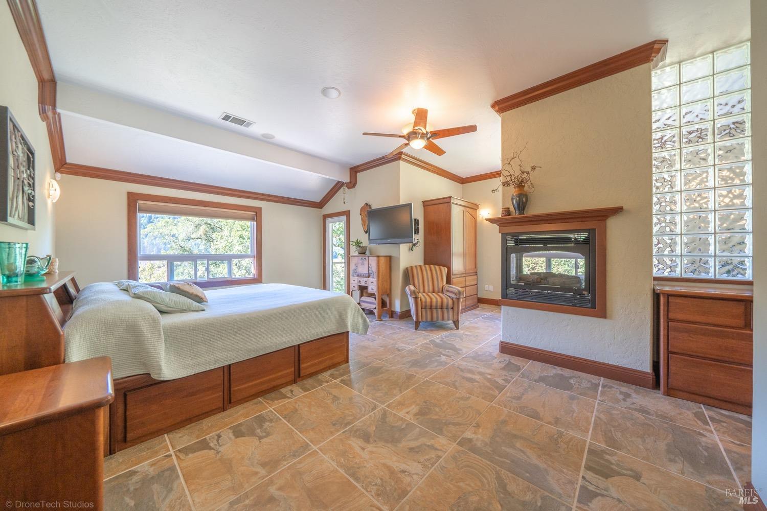 Detail Gallery Image 29 of 88 For 344 Patterson Rd, Willow Creek,  CA 95573 - 3 Beds | 2/1 Baths