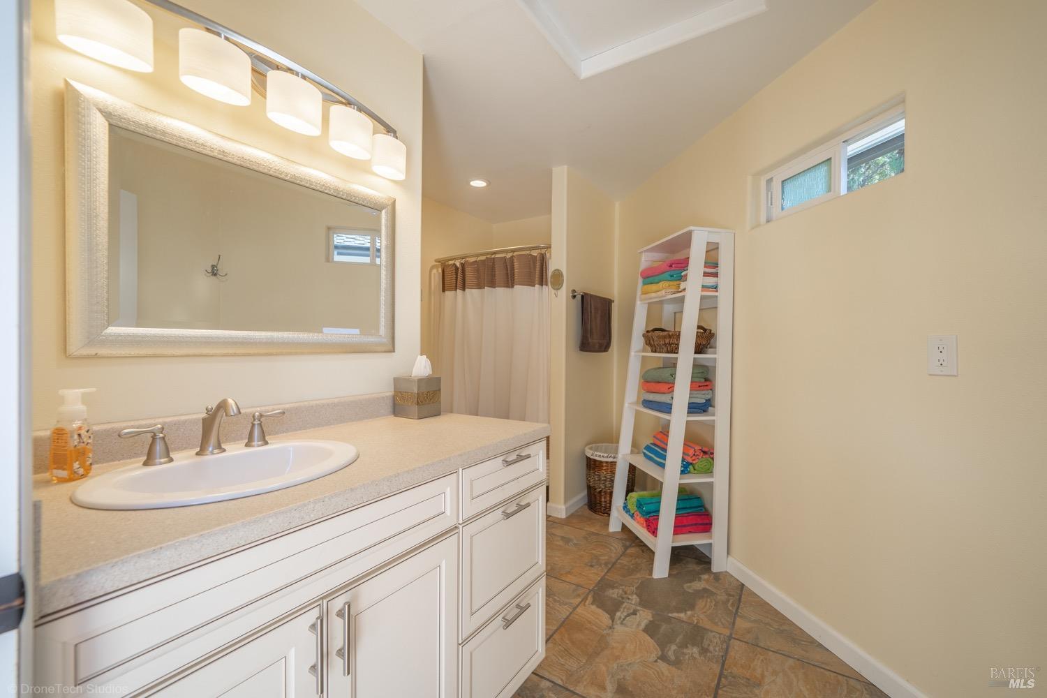 Detail Gallery Image 47 of 88 For 344 Patterson Rd, Willow Creek,  CA 95573 - 3 Beds | 2/1 Baths