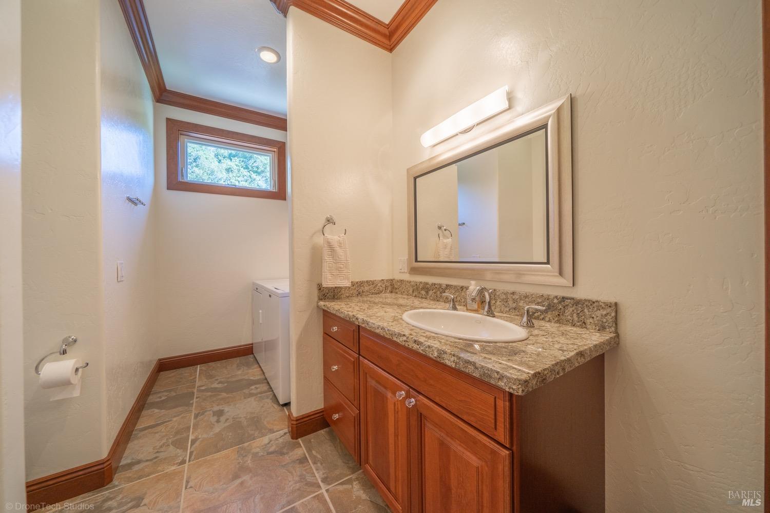Detail Gallery Image 27 of 88 For 344 Patterson Rd, Willow Creek,  CA 95573 - 3 Beds | 2/1 Baths