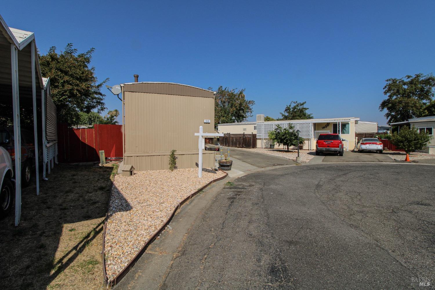 Photo of 150 Del Loma Ct in Vacaville, CA