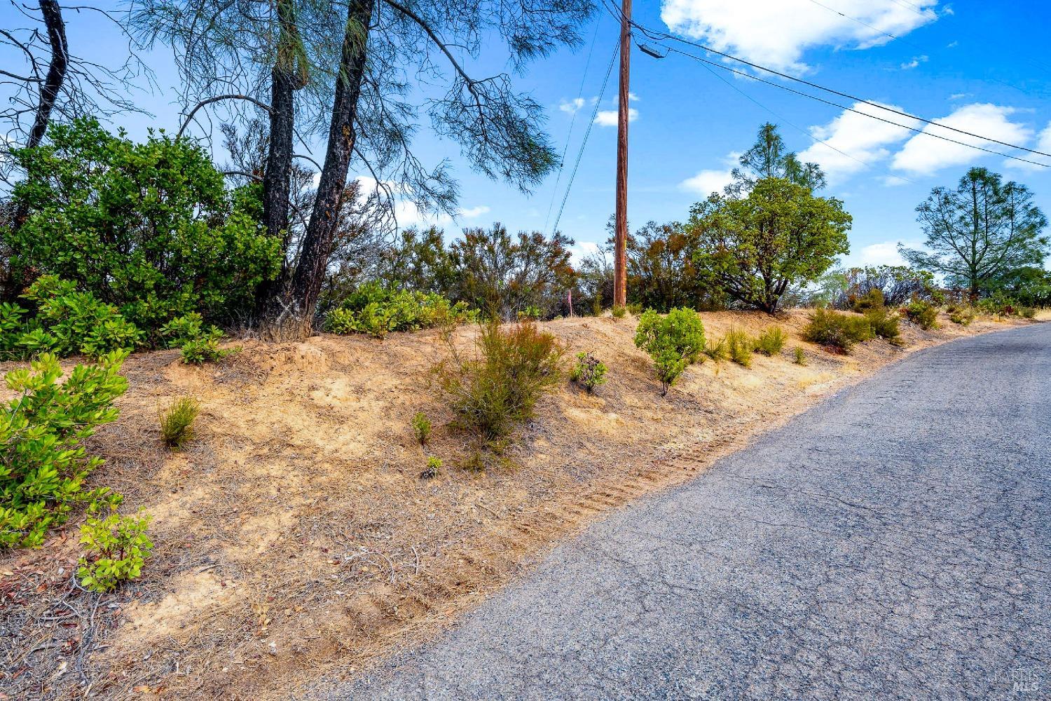 Cerrito Drive, Clearlake Oaks, California image 8