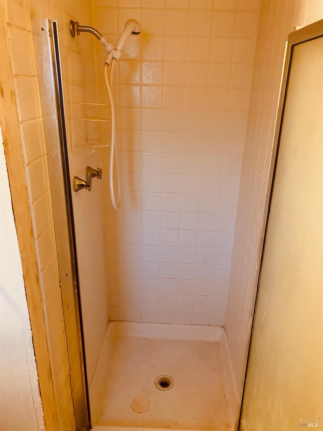 Maywood Drive, Vallejo, California image 21