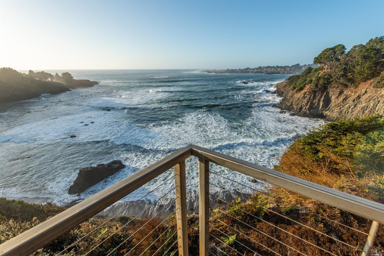 Detail Gallery Image 13 of 60 For 9350 N Highway 1 Unkn, Mendocino,  CA 95460 - 4 Beds | 4 Baths