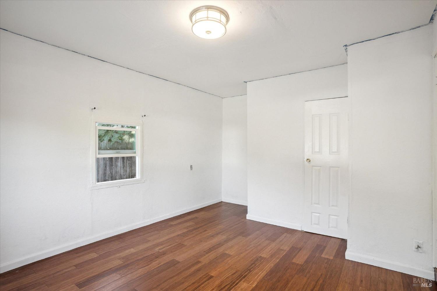 Hermosa Avenue, Vallejo, California image 17