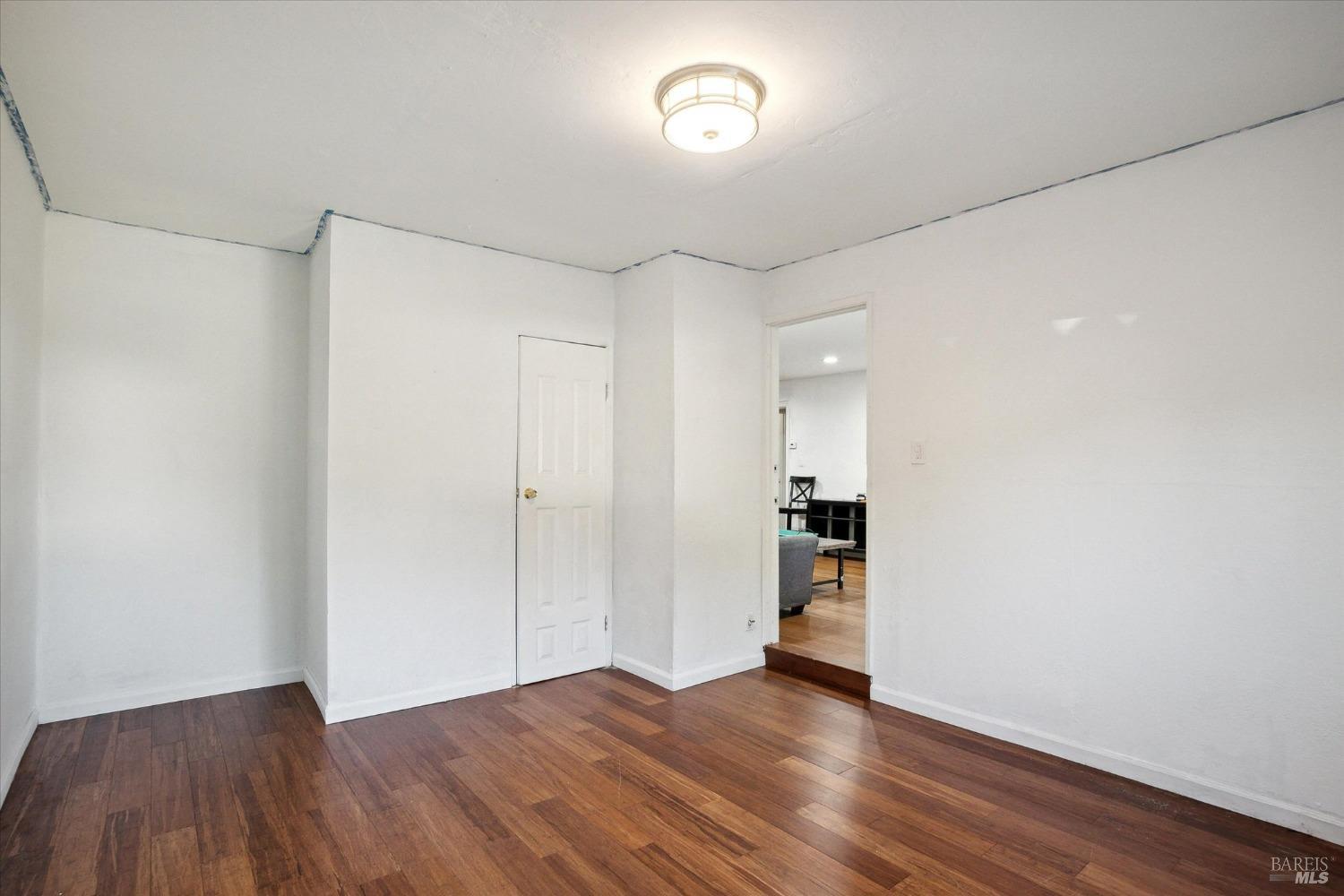 Hermosa Avenue, Vallejo, California image 16