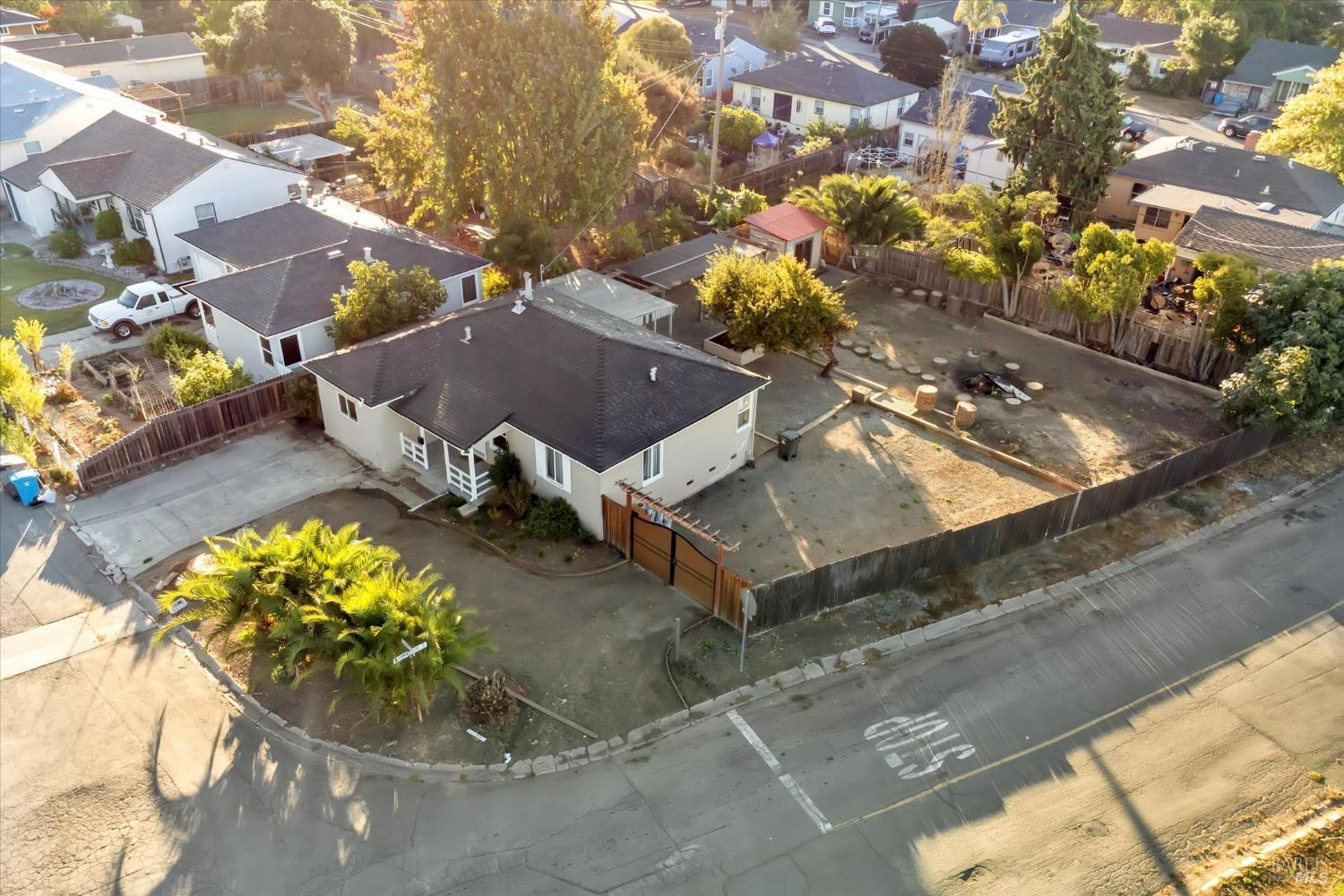 Hermosa Avenue, Vallejo, California image 41