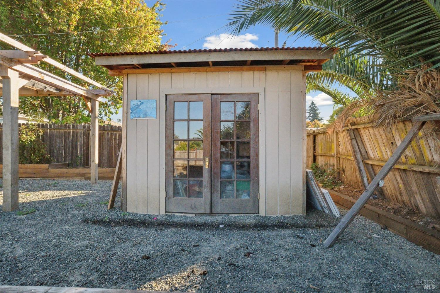Hermosa Avenue, Vallejo, California image 31