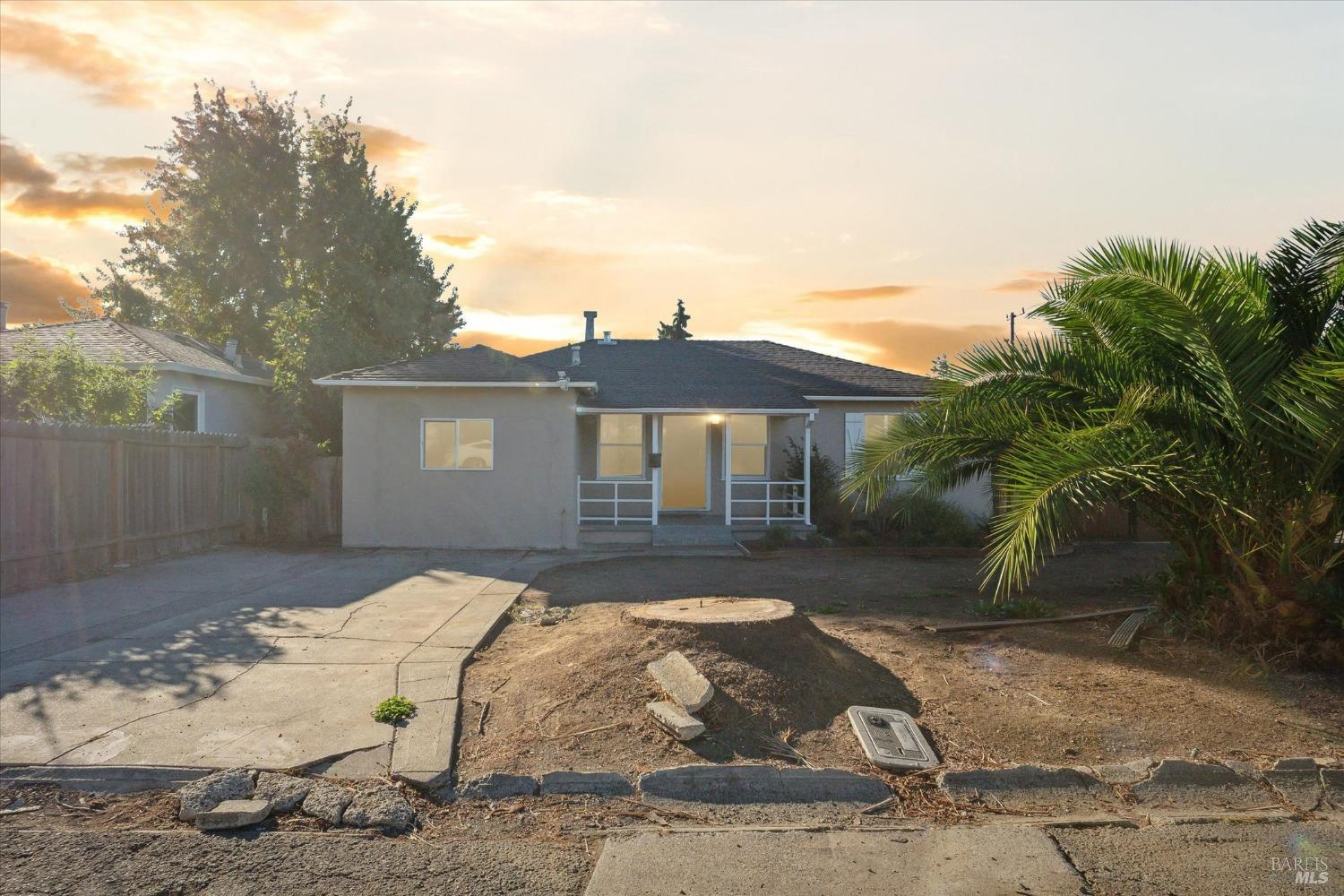 Hermosa Avenue, Vallejo, California image 1