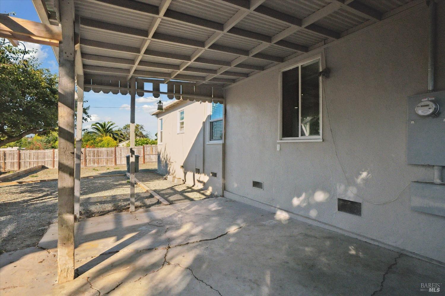 Hermosa Avenue, Vallejo, California image 33