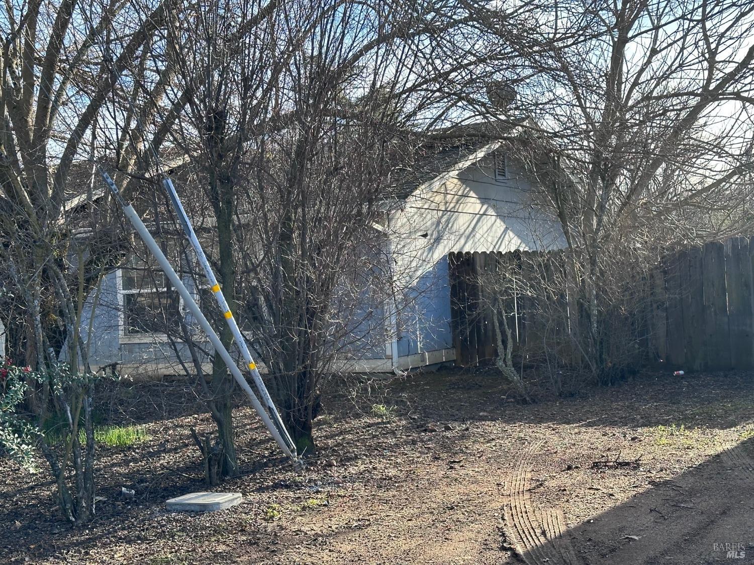 Meadowbrook Drive, Clearlake, California image 3